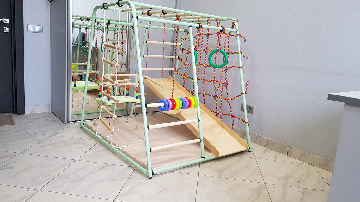 Детский спортивный комплекс (до 4 лет, общая нагрузка до 30 кг)